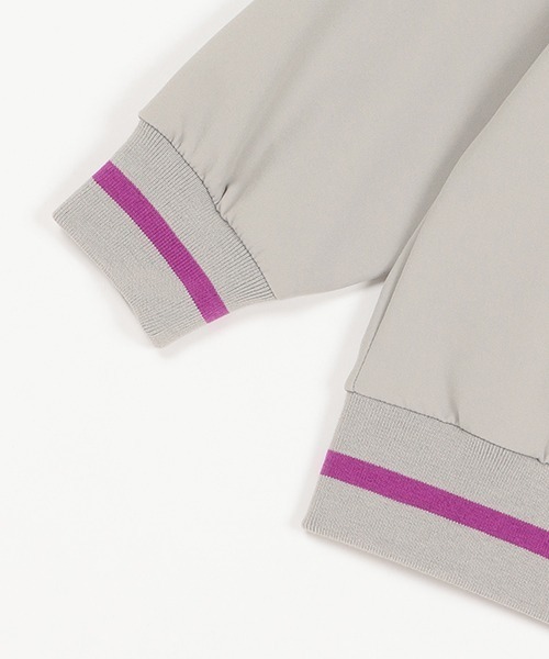 XLARGE KIDS（エクストララージキッズ）の「４ＷＡＹストレッチロゴブルオーバー（スウェット・キッズ・ライトグレー/ブラック・100cm/110cm/120cm/130cm/140cm/90cm）」の19枚目の写真