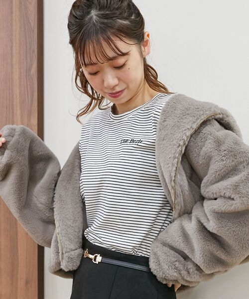 MAJESTIC LEGON(マジェスティックレゴン)の「アソートメッセージTシャツ(Tシャツ/カットソー・レディース・オフホワイト/ブラック系その他/グレー系その他/ホワイト系その他・MEDIUM)」の19枚目の写真