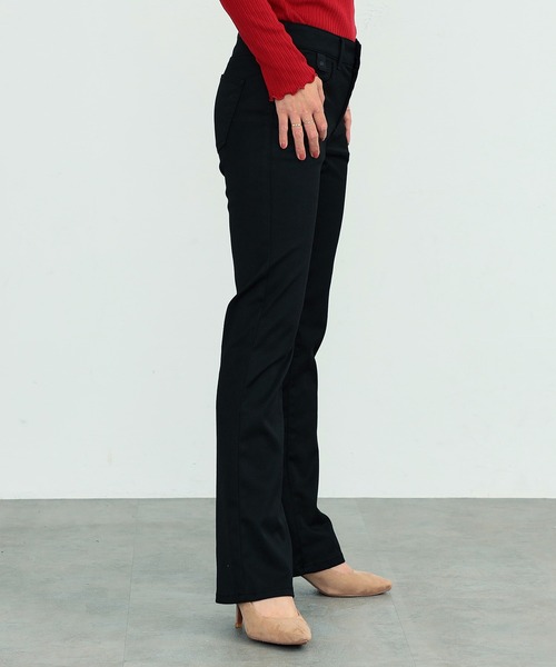 EDWIN（エドウィン）の「【色あせしにくい。ホコリがつきにくい。】ハタラクロ ブーツカットパンツ（その他パンツ・レディース・ブラック・SMALL/X-LARGE/LARGE/MEDIUM/X-SMALL）」の4枚目の写真