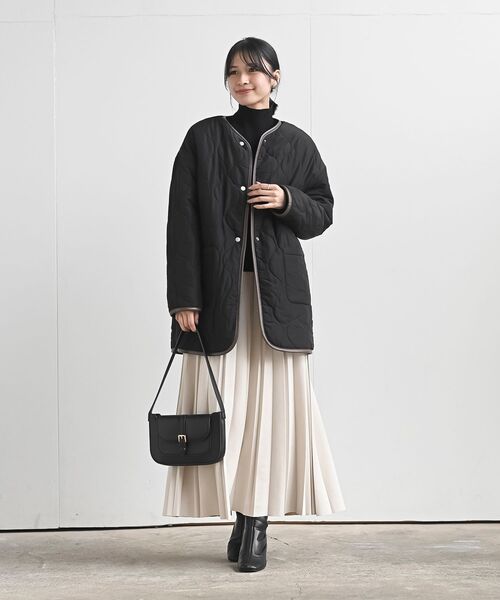 rps（アールピーエス）の「ボア×キルトリバーシブルジャケット（ノーカラージャケット・レディース・ベージュ/アイボリー/チャコールグレー・フリー）」の21枚目の写真