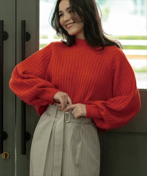 OPAQUE.CLIP（オペークドットクリップ）の「◆≪5color≫ ワイドリブハイネックニット/ボリューム袖【洗濯機洗い可】（ニット/セーター・レディース・グリーン系5/オレンジ/ナチュラル/ダークグレー/オフホワイト・40/38/42/36）」の9枚目の写真