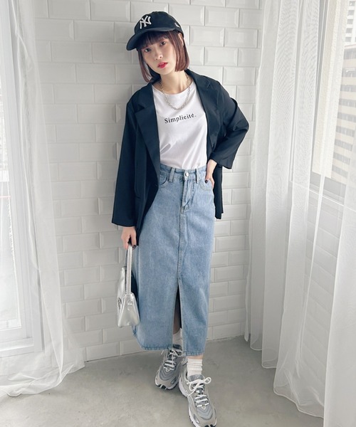 √nuage（ルートニュアージュ）の「センタースリットナローデニム