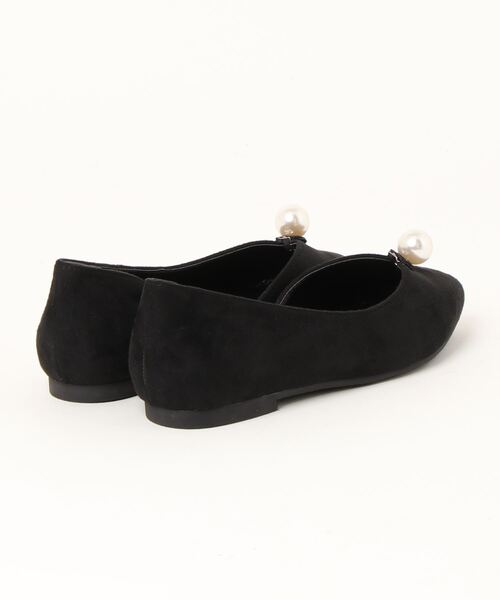 KOBE LETTUCE(コウベレタス)の「パール取り外し可能 ポインテッドフラットパンプス(パンプス・レディース・ブラック/アイボリー/ベージュ・L/M/S/LL)」の12枚目の写真