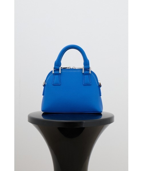 AZUL by moussy（アズールバイマウジー）の「ダブルジッパーミニバッグ（ショルダーバッグ・レディース・ブラック/アイボリー/ブルー/シルバー/グリーン系その他/ライトブルー・FREE）」の13枚目の写真