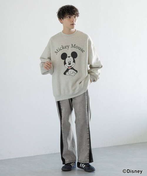 Disney（ディズニー）の「【SIGNAL SPORTS】DISNEY/ディズニーコラボ裏起毛ルーズスウェット（スウェット・メンズ・ライトブルー/ブラック/その他4・MEDIUM/LARGE）」の4枚目の写真