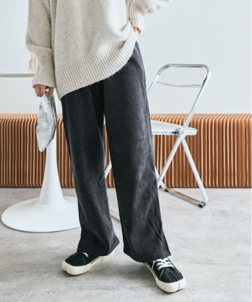 kirakiraShop(キラキラショップ)の「裏起毛 コーデュロイ イージー パンツ(その他パンツ・レディース・ブラック/オフホワイト/チャコール/モカ・M/L)」の6枚目の写真