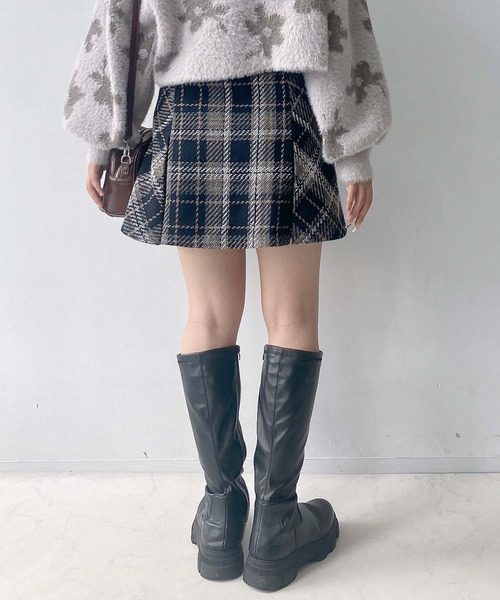 AS KNOW AS plus（アズノゥアズプラス）の「◎スラリプリーツミニスカート（スカート・レディース・ホワイト系/ホワイト系1/ブラック系/ブラウン系/ネイビー系/ブラウン系1・FREE）」の19枚目の写真