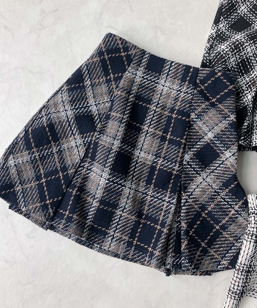 AS KNOW AS plus（アズノゥアズプラス）の「◎スラリプリーツミニスカート（スカート・レディース・ホワイト系/ホワイト系1/ブラック系/ブラウン系/ネイビー系/ブラウン系1/ベージュ系2/ブラック系2/ホワイト系2・FREE）」の17枚目の写真