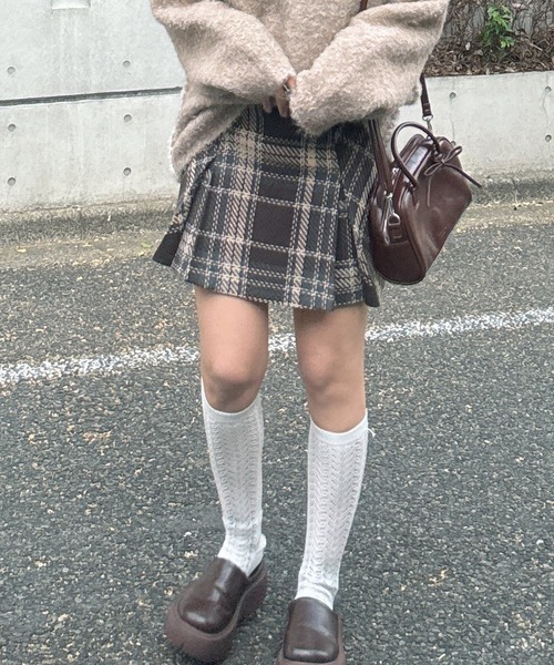 AS KNOW AS plus（アズノゥアズプラス）の「◎スラリプリーツミニスカート（スカート・レディース・ホワイト系/ホワイト系1/ブラック系/ブラウン系/ネイビー系/ブラウン系1・FREE）」の12枚目の写真