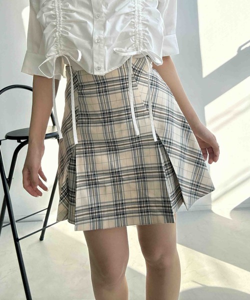 AS KNOW AS plus（アズノゥアズプラス）の「◎スラリプリーツミニスカート（スカート・レディース・ホワイト系/ホワイト系1/ブラック系/ブラウン系/ネイビー系/ブラウン系1/ベージュ系2/ブラック系2/ホワイト系2・FREE）」の22枚目の写真