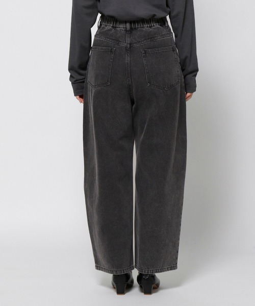 LEPSIM(レプシィム)の「カーブデニムパンツ 987515(デニムパンツ・レディース・ブルー系その他2/ブルー系その他/ブラック系その他/ライトブルー/ネイビー/ブルー系その他3/ライトグレー・MEDIUM/SMALL/LARGE)」の10枚目の写真