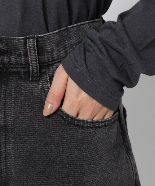 LEPSIM(レプシィム)の「カーブデニムパンツ 987515(デニムパンツ・レディース・ブルー系その他2/ブルー系その他/ブラック系その他/ライトブルー/ネイビー/ブルー系その他3/ライトグレー・MEDIUM/SMALL/LARGE)」の13枚目の写真