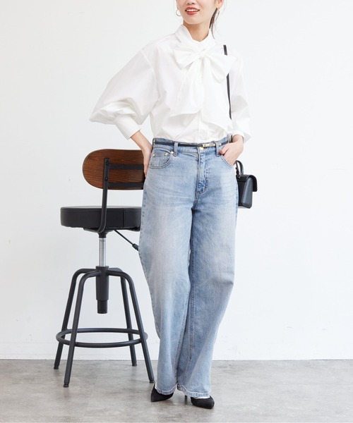 Chez toi(シェトワ)の「BIGリボンシャツ(シャツ/ブラウス・レディース・サックスブルー/オフホワイト/ブラック・FREE)」の15枚目の写真