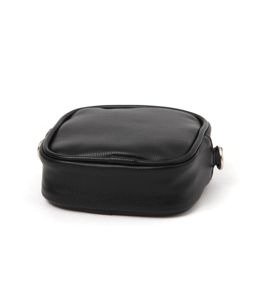 LAKOLE(ラコレ)の「カスタムスクエアポーチ / 105056(ポーチ・レディース・ライトグレー/ブラック/レオパード/ゼブラ・FREE)」の7枚目の写真