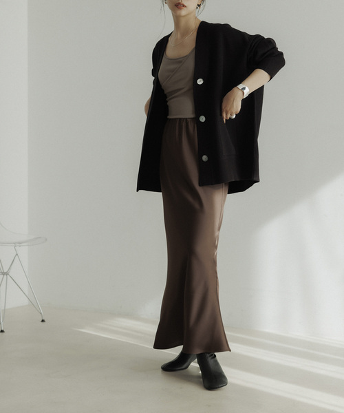 CE'E_SE'E（シーシー）の「オーバーサイズ Vネックカーディガン（カーディガン/ボレロ・レディース・ベージュ/ブラック・FREE）」の6枚目の写真