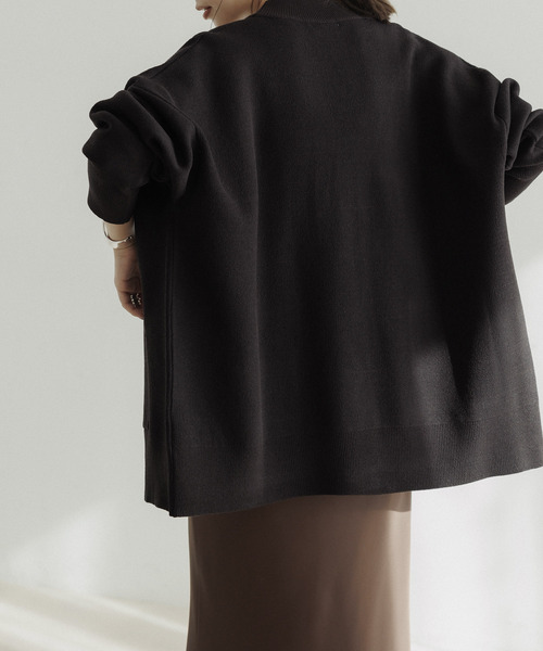 CE'E_SE'E（シーシー）の「オーバーサイズ Vネックカーディガン（カーディガン/ボレロ・レディース・ベージュ/ブラック・FREE）」の3枚目の写真