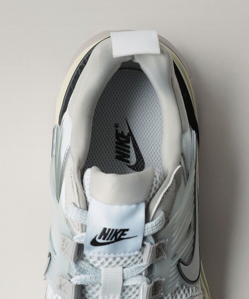 NIKE（ナイキ）の「＜NIKE＞V2K Run（スニーカー・レディース・シルバー/ブラック・22.5cm/23cm/23.5cm/24cm/24.5cm/25cm）」の8枚目の写真