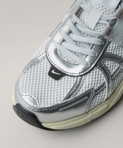 NIKE（ナイキ）の「＜NIKE＞V2K Run（スニーカー）」 - WEAR