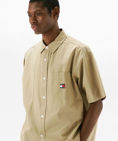 tommy jeans（トミー ジーンズ）の「イージーポプリンショートスリーブオーバーシャツ（シャツ/ブラウス・メンズ・ホワイト/ブルー/グレー/ネイビー/ベージュ/モスグリーン・LARGE/MEDIUM/SMALL/X-LARGE）」の19枚目の写真