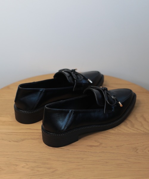 shoes365（シューズスリーシックスファイヴ）の「【shoes365】ポインテッド トゥ厚底キルトローファー（ローファー・レディース・ブラック・24.5cm/22.5cm/23.0cm/23.5cm/24.0cm/25.0cm）」の7枚目の写真