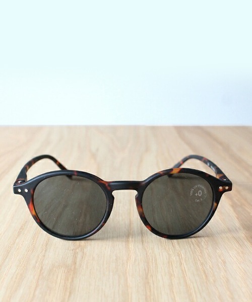 IZIPIZI(イジピジ)の「IZIPIZI イジピジ SUN LIGHT COLOR #D BOSTON(メガネ・メンズ・ブラウン/ブラック・FREE)」の4枚目の写真