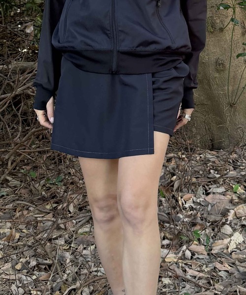 ROXY（ロキシー）の「EARTHY COLOR SHORTS/ロキシー水陸両用UVカット速乾ショートパンツ（その他パンツ・レディース・ベージュ/ブラック・LARGE/MEDIUM/SMALL）」の15枚目の写真