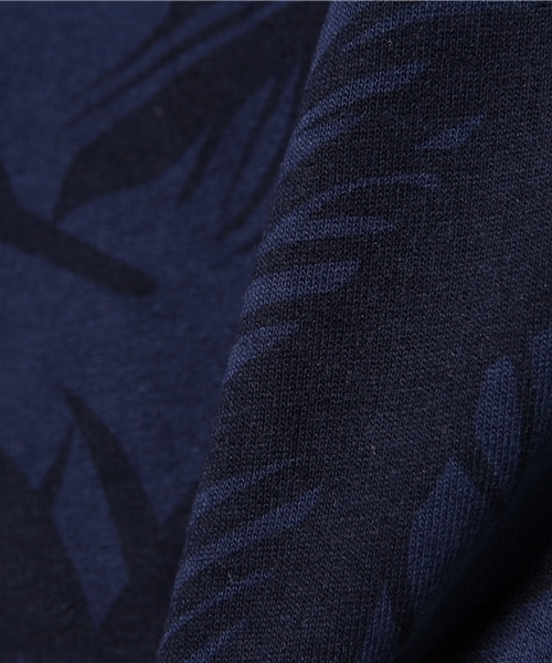 VENCEEXCHANGE（ヴァンスエクスチェンジ）の「ミニ裏毛リーフ柄クルーネックプルオーバー（スウェット・メンズ・ネイビー/グレー・SMALL/LARGE/MEDIUM）」の6枚目の写真