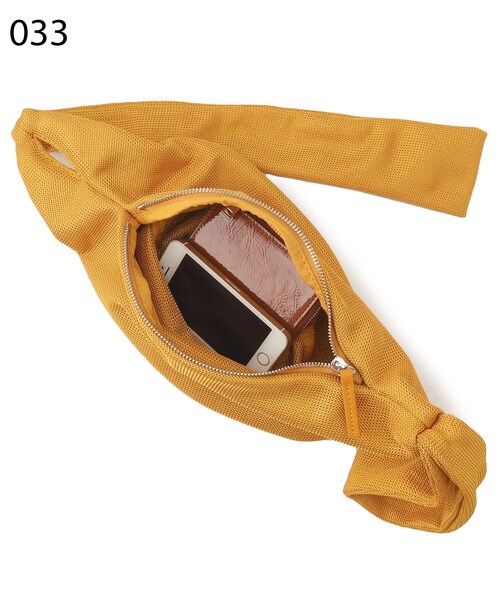 GALLEST（ギャレスト）の「【LE VERNIS(ル・ベルニ)】2WAYメッシュラップバッグ（ハンドバッグ・レディース・ブラック/サンドベージュ/マスタード・00）」の11枚目の写真