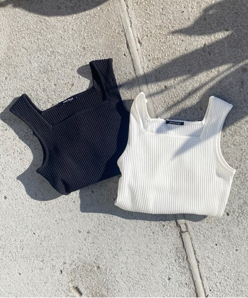 one way（ワンウェイ）の「フロントボタンタンク（タンクトップ）」 - WEAR