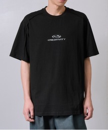 ワンポイントメタリックロゴ Tシャツ