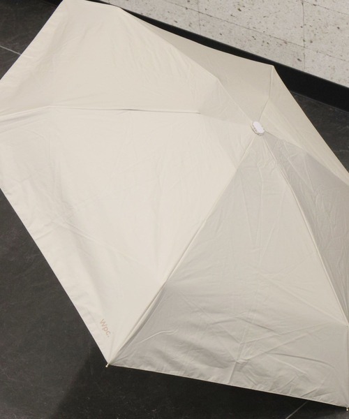 GLOBAL WORK（グローバルワーク）の「遮光ポシェットタイニー晴雨兼用/125350（折りたたみ傘・レディース・ベージュ/グレー/パープル/ピンク・ONE SIZE）」の3枚目の写真