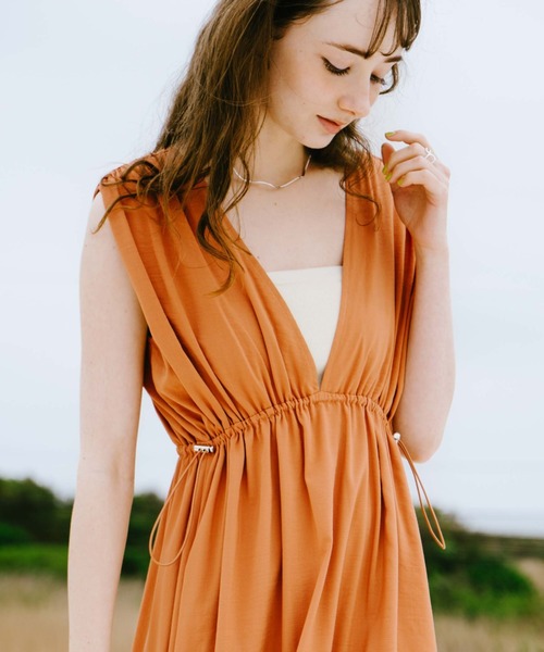 archives（アルシーヴ）の「２ＷＡＹドロスト麻調ノースリワンピース（ワンピース・レディース・ブラック/グレー/オレンジ・MEDIUM）」の7枚目の写真