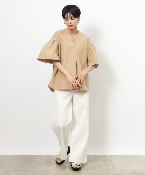 OPAQUE.CLIP（オペークドットクリップ）の「◆サッカースキッパーフレアスリーブブラウス【洗濯機洗い可】（シャツ/ブラウス・レディース・ネイビー/ベージュ/グリーン/ホワイト・38/40/42/36）」の18枚目の写真