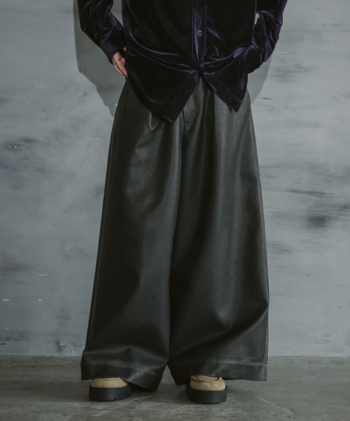 CASPER JOHN（キャスパージョン）の「PU HAKAMA slacks/PU袴スラックス（スラックス・メンズ・ブラック/ブラック系その他・X-SMALL/SMALL/MEDIUM/LARGE）」の19枚目の写真