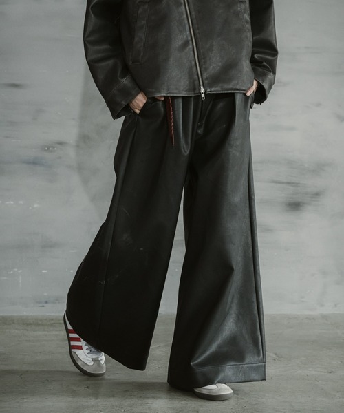 CASPER JOHN（キャスパージョン）の「PU HAKAMA slacks/PU袴スラックス（スラックス・メンズ・ブラック/ブラック系その他・X-SMALL/SMALL/MEDIUM/LARGE）」の7枚目の写真