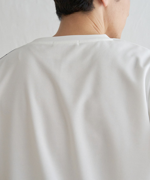 ikka(イッカ)の「【接触冷感/親子コーデ】速乾COOL縦切り替えTシャツ(Tシャツ/カットソー・メンズ・ホワイト/ネイビー/チャコールグレー・L/M/S/XL)」の9枚目の写真