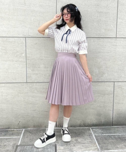 F i.n.t（フィント）の「細プリーツスカート/fint　フィント（スカート・レディース・アイボリー/ブルーグレー/ピンクベージュ・FREE）」の6枚目の写真