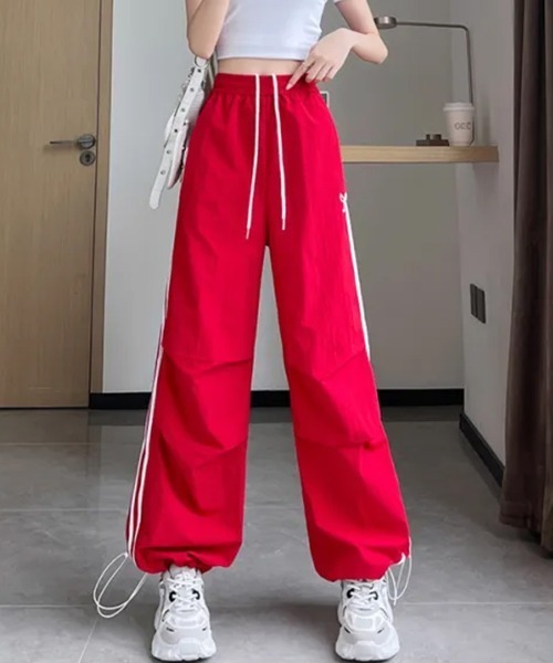 SEN TOKYO(セントーキョー)の「カジュアルと可愛いのMIX。サイドラインリボンモチーフカジュアルパンツ(その他パンツ・レディース・ホワイト/ブラック/レッド・FREE)」の22枚目の写真