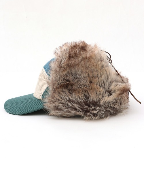 チチカカ（チチカカ）の「コーデュロイフライトキャップ（キャップ・レディース・ブラック/ダークグリーン・FREE）」の14枚目の写真