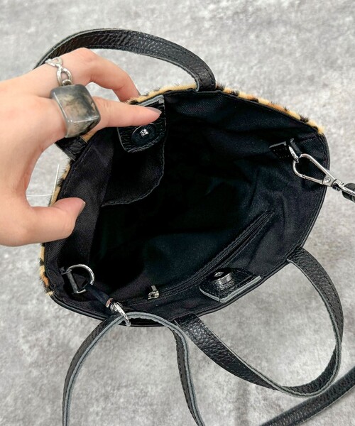 fredy emue（フレディエミュ）の「ハラコレオパードバケツトートバック（ショルダーバッグ・レディース・ベージュ系その他・FREE）」の18枚目の写真