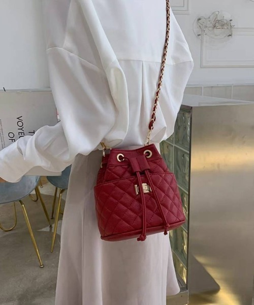 セール】キルティング 巾着ショルダーBAG（ショルダーバッグ