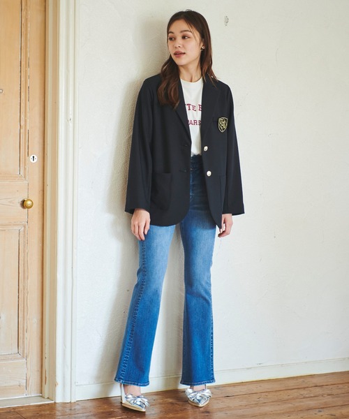 31 Sons de mode（トランテアン　ソン　ドゥ　モード）の「フレアデニムパンツ（デニムパンツ・レディース・インディゴブルー/ブルー・36/38）」の6枚目の写真