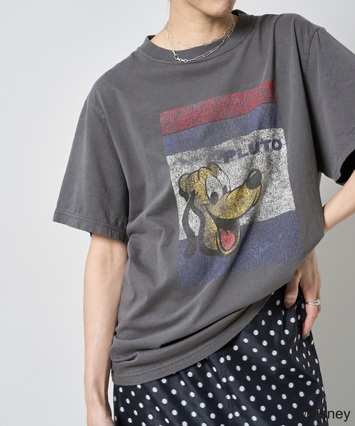 IENA（イエナ）の「R JUBILEE/DISNEY COLLECTION LW加工Tシャツ(Pluto)（Tシャツ/カットソー・レディース・グレー・FREE）」の18枚目の写真
