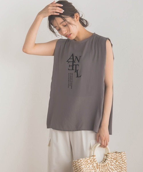 Droite lautreamont(ドロワットロートレアモン)の「クレープジョーゼットロゴTシャツ≪洗濯機で洗える≫(Tシャツ/カットソー・レディース・チャコールグレー/オフホワイト/ブラック・M)」の3枚目の写真