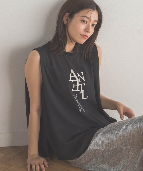 Droite lautreamont(ドロワットロートレアモン)の「クレープジョーゼットロゴTシャツ≪洗濯機で洗える≫(Tシャツ/カットソー・レディース・チャコールグレー/オフホワイト/ブラック・M)」の2枚目の写真