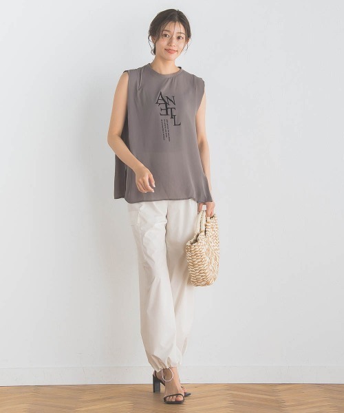 Droite lautreamont(ドロワットロートレアモン)の「クレープジョーゼットロゴTシャツ≪洗濯機で洗える≫(Tシャツ/カットソー・レディース・チャコールグレー/オフホワイト/ブラック・M)」の21枚目の写真