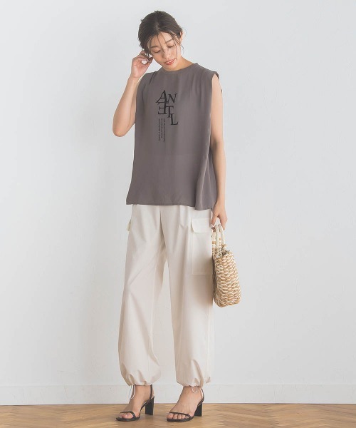 Droite lautreamont(ドロワットロートレアモン)の「クレープジョーゼットロゴTシャツ≪洗濯機で洗える≫(Tシャツ/カットソー・レディース・チャコールグレー/オフホワイト/ブラック・M)」の19枚目の写真