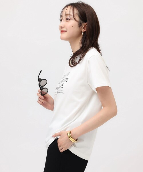 高品質素材で肌触りの良い きらきらビジューtシャツ 映えtシャツ 楽天市場】 きらきら Tシャツ キラキラ クルーネック ビジューT