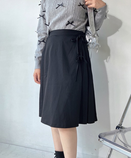 AS KNOW AS plus(アズノゥアズプラス)の「◇サイドプリーツリボンミディスカート(スカート・レディース・グレー/ブラック/レッド系・FREE)」の19枚目の写真