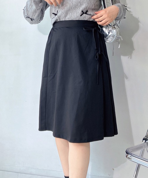 AS KNOW AS plus(アズノゥアズプラス)の「◇サイドプリーツリボンミディスカート(スカート・レディース・グレー/ブラック/レッド系・FREE)」の20枚目の写真